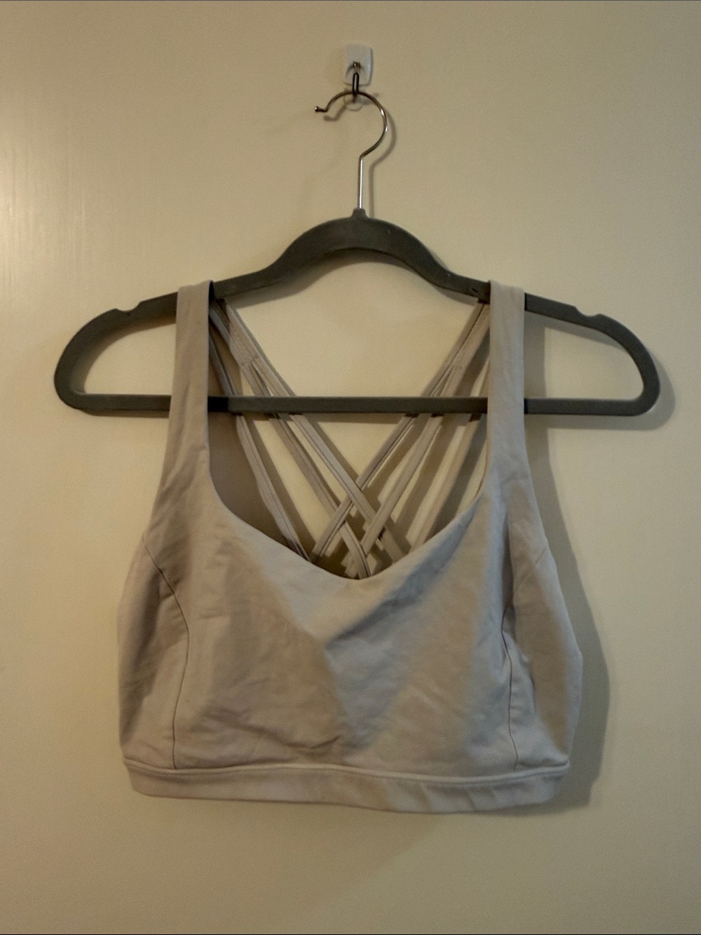 Lululemon size 14 sports bra